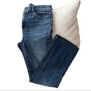 Eddie Bauer Curvy-High Rise Boot Cut Jeans Size 6